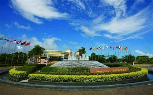 麻吉三角烧甜品