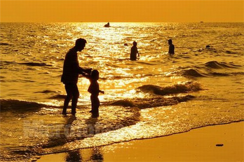 冰雪旅游和冰雪文化是交叉关系（冰雪旅游与文化产业的融合）